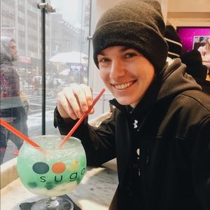 Meet your Posher, Kyle